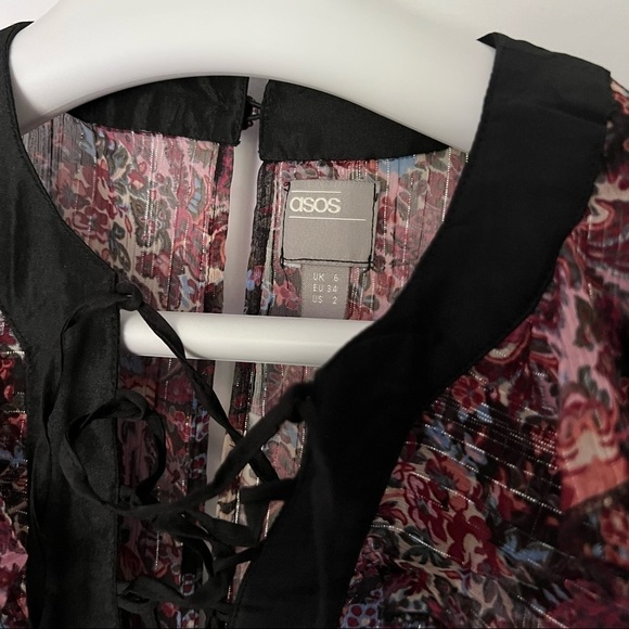 ASOS DESIGN ruffle romper  with ties in floral chiffon size 2 - Picture 8 of 14